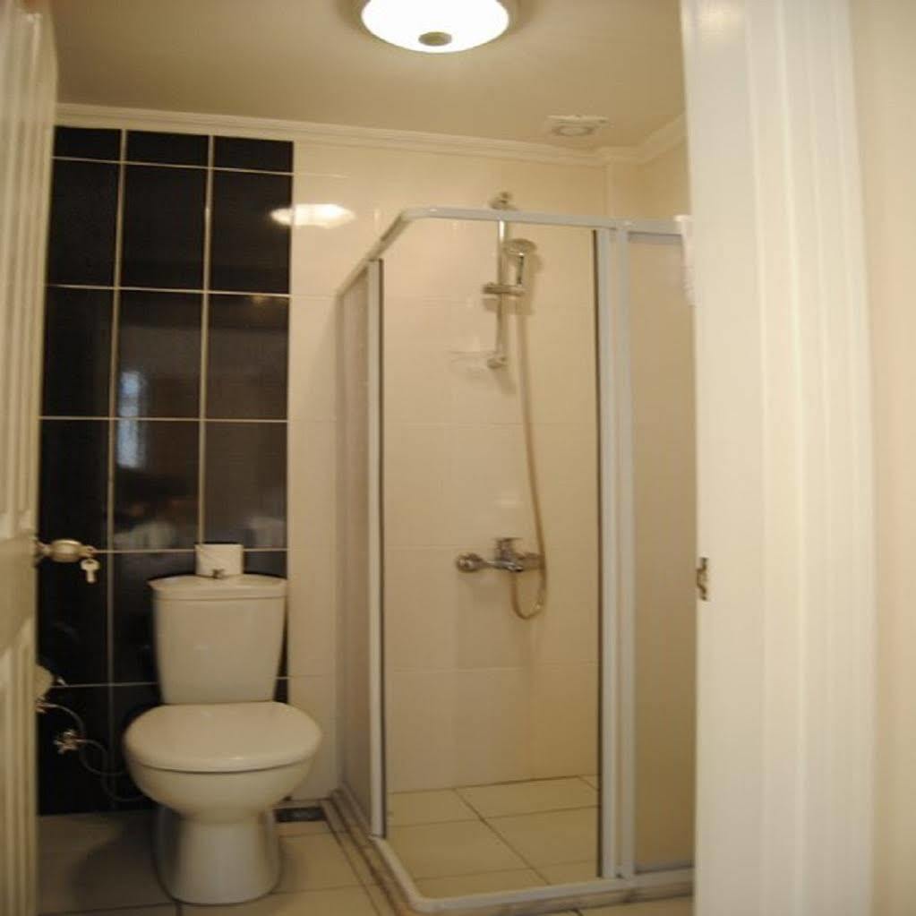 Lotus Hotel Istanbul Luaran gambar